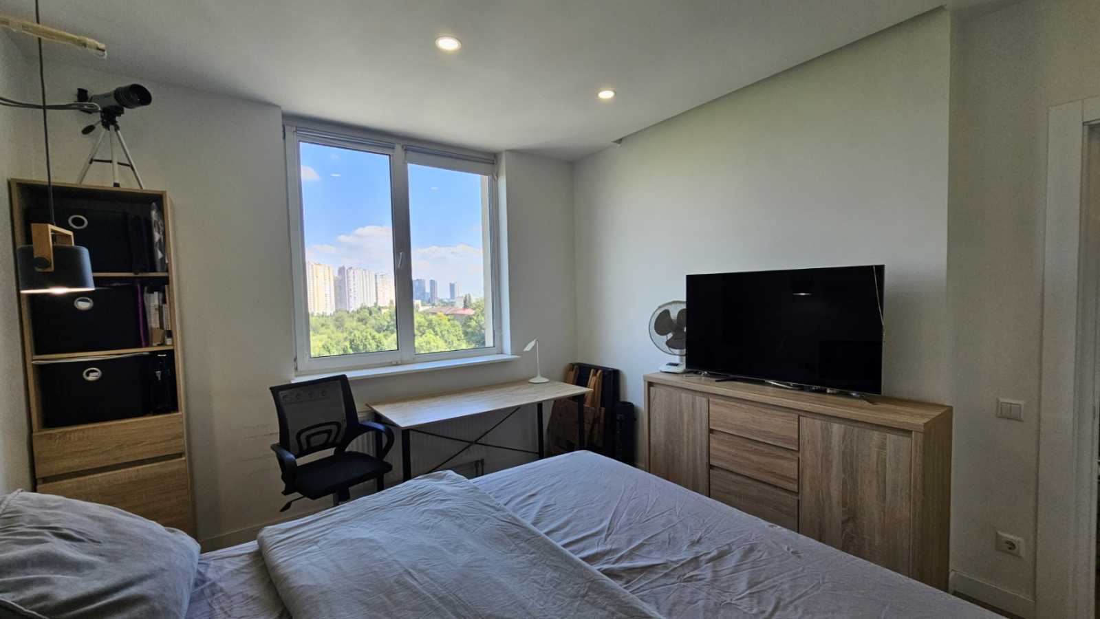 Продаж 2-кімнатної квартири 80 м², Михайла Донця вул., Ломоносова, 46/1