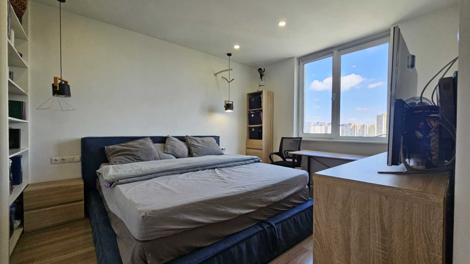 Продаж 2-кімнатної квартири 80 м², Михайла Донця вул., Ломоносова, 46/1