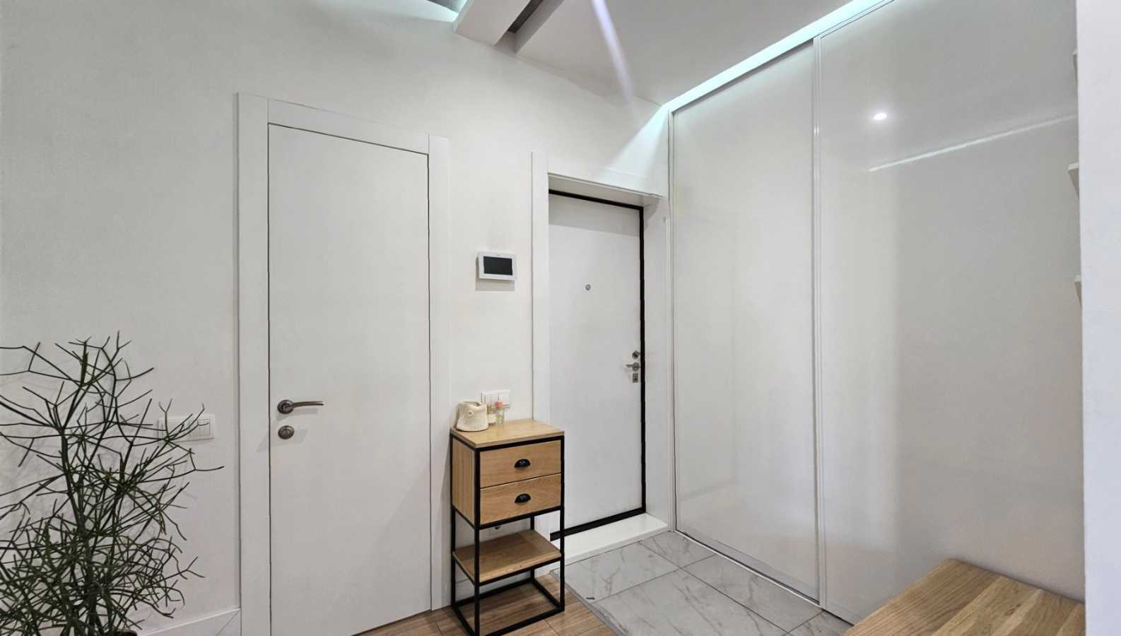 Продаж 2-кімнатної квартири 80 м², Михайла Донця вул., Ломоносова, 46/1