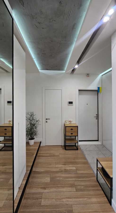 Продаж 2-кімнатної квартири 80 м², Михайла Донця вул., Ломоносова, 46/1