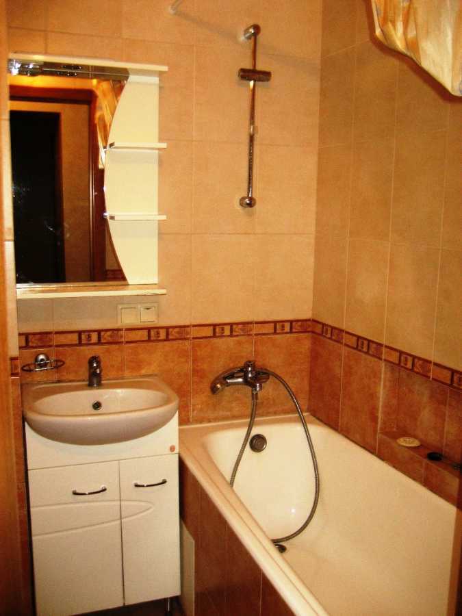Оренда 2-кімнатної квартири 55 м², Дніпровська наб., 3