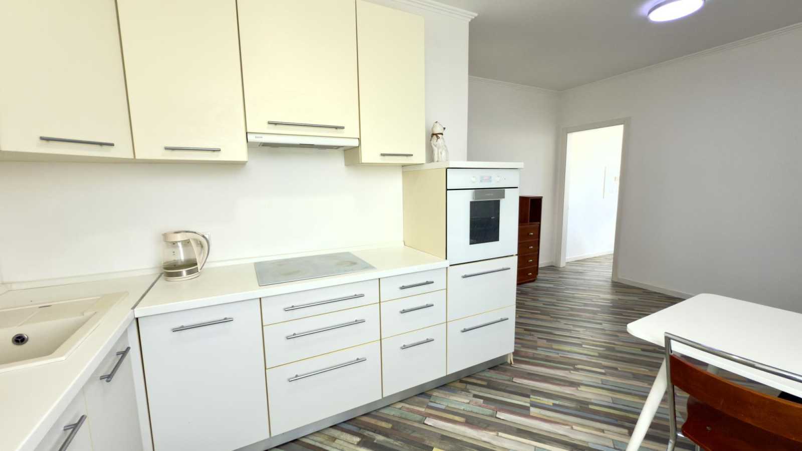 Продаж 3-кімнатної квартири 53 м², Клавдіївська вул., 40Г