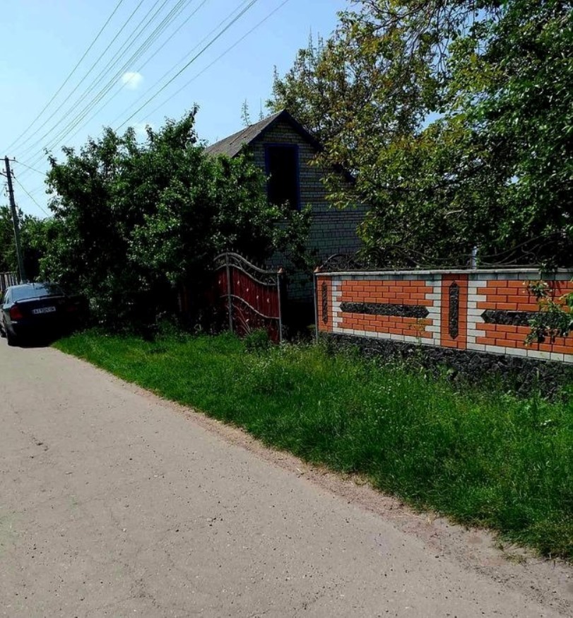 Продаж будинку 107 м²