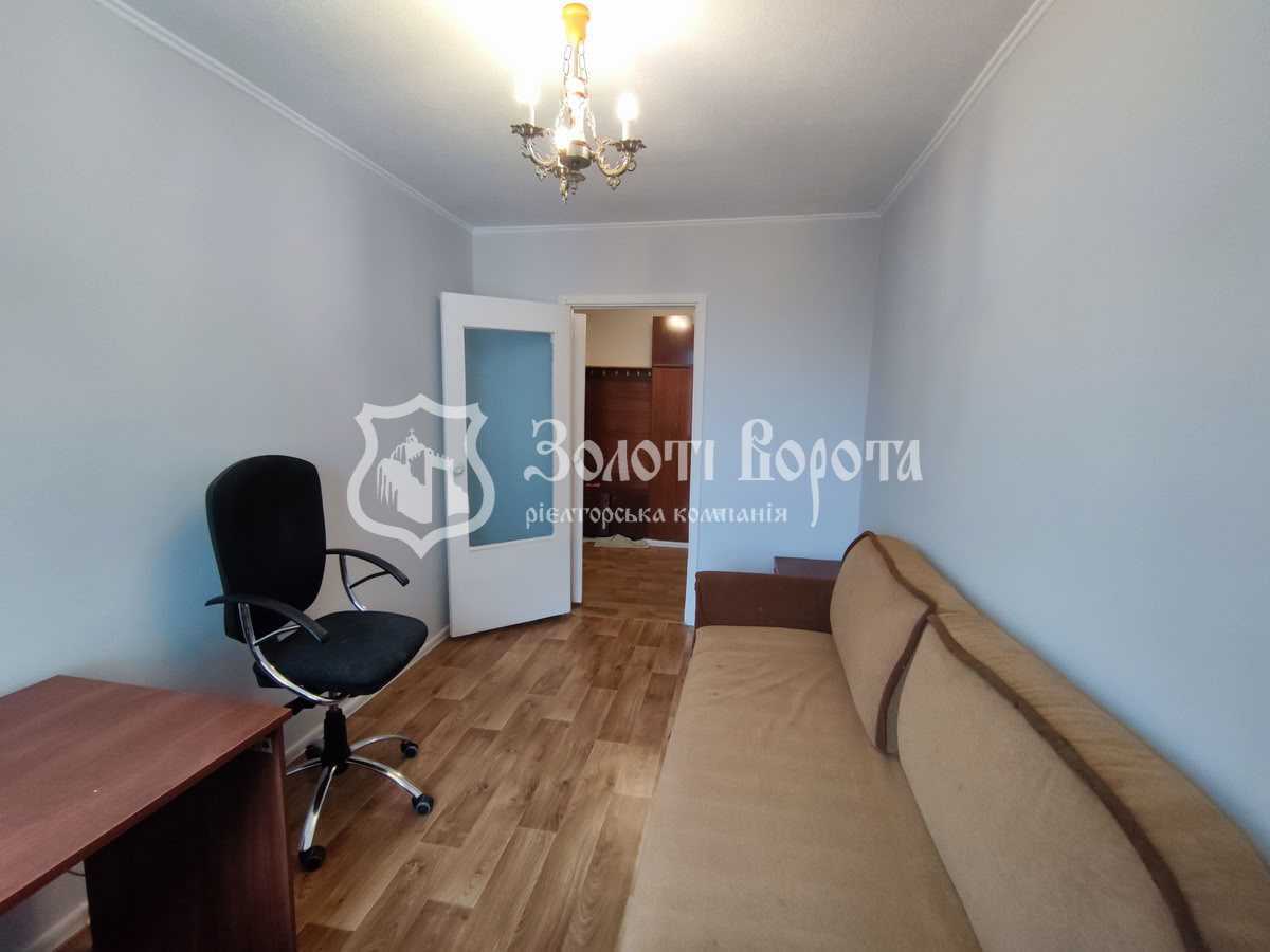 Продажа 3-комнатной квартиры 70.6 м², Василия Стуса ул., 28