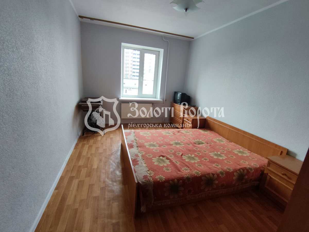 Продажа 3-комнатной квартиры 70.6 м², Василия Стуса ул., 28