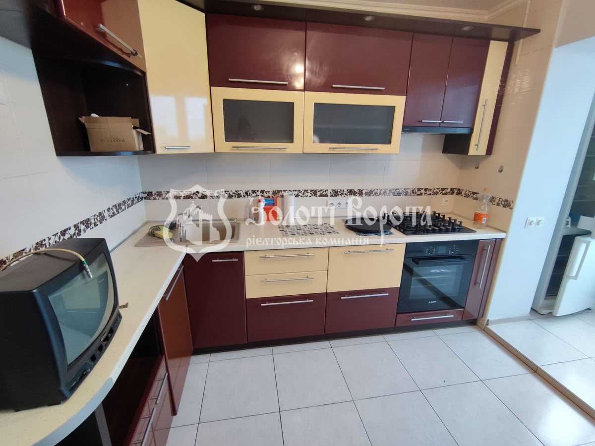 Продажа 3-комнатной квартиры 70.6 м², Василия Стуса ул., 28