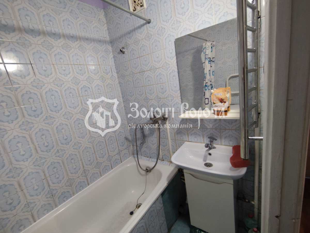 Продажа 3-комнатной квартиры 70.6 м², Василия Стуса ул., 28
