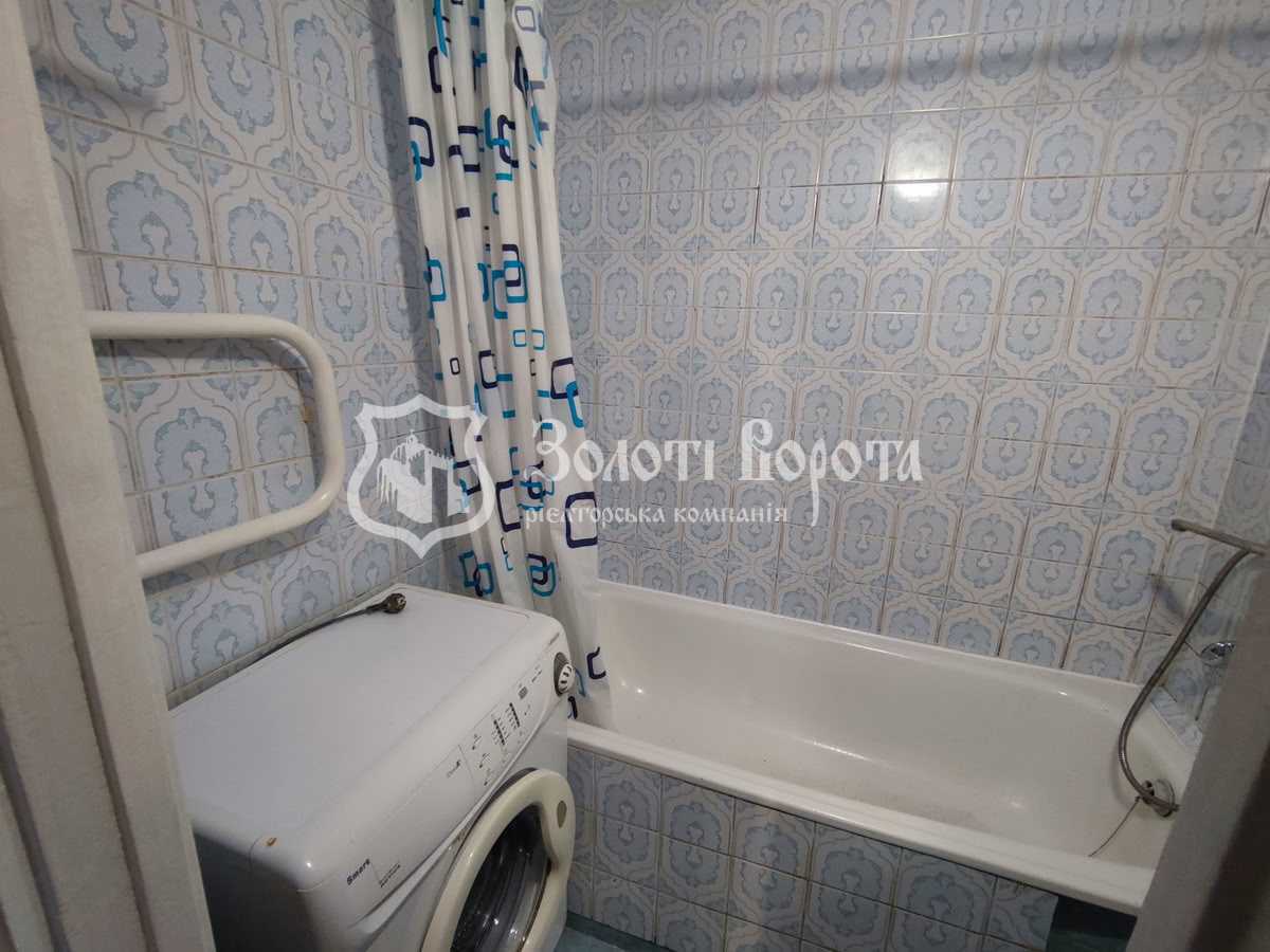 Продажа 3-комнатной квартиры 70.6 м², Василия Стуса ул., 28
