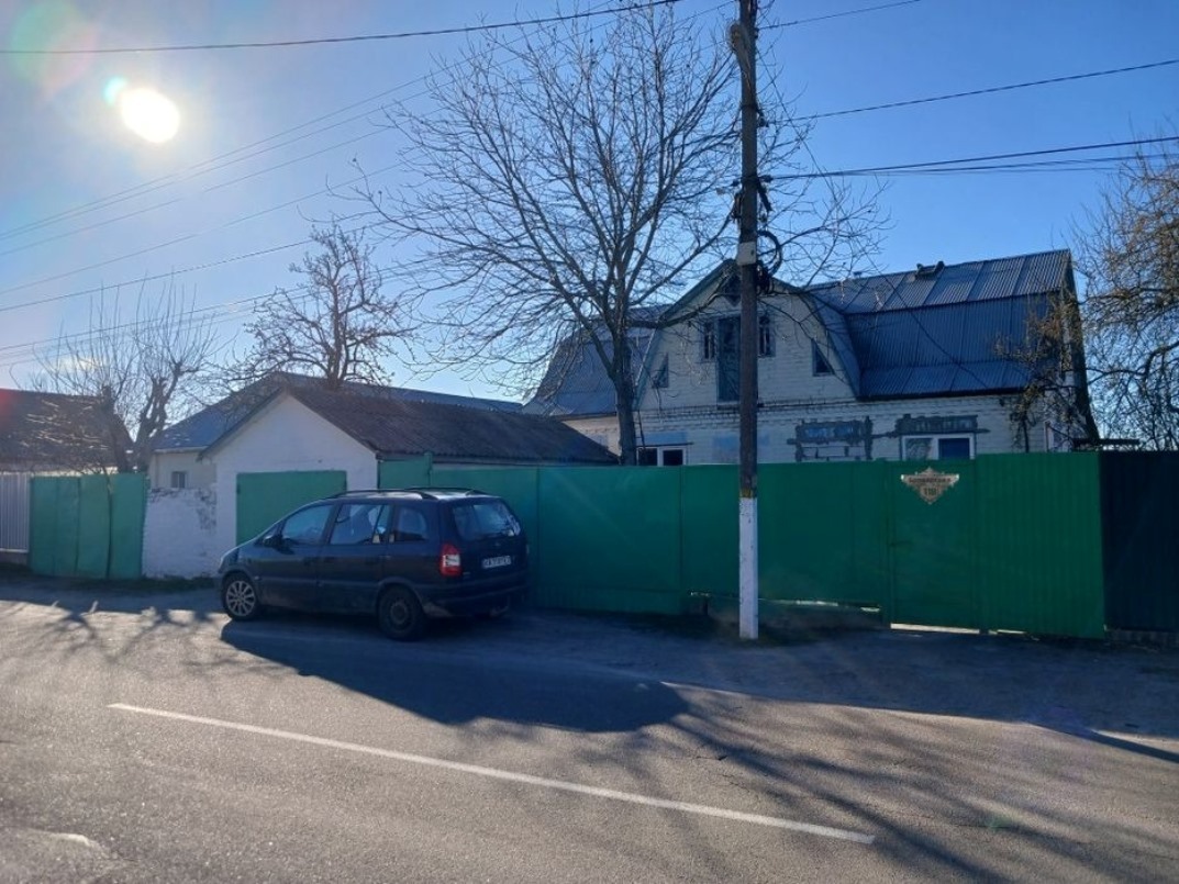 Продаж будинку 120 м²