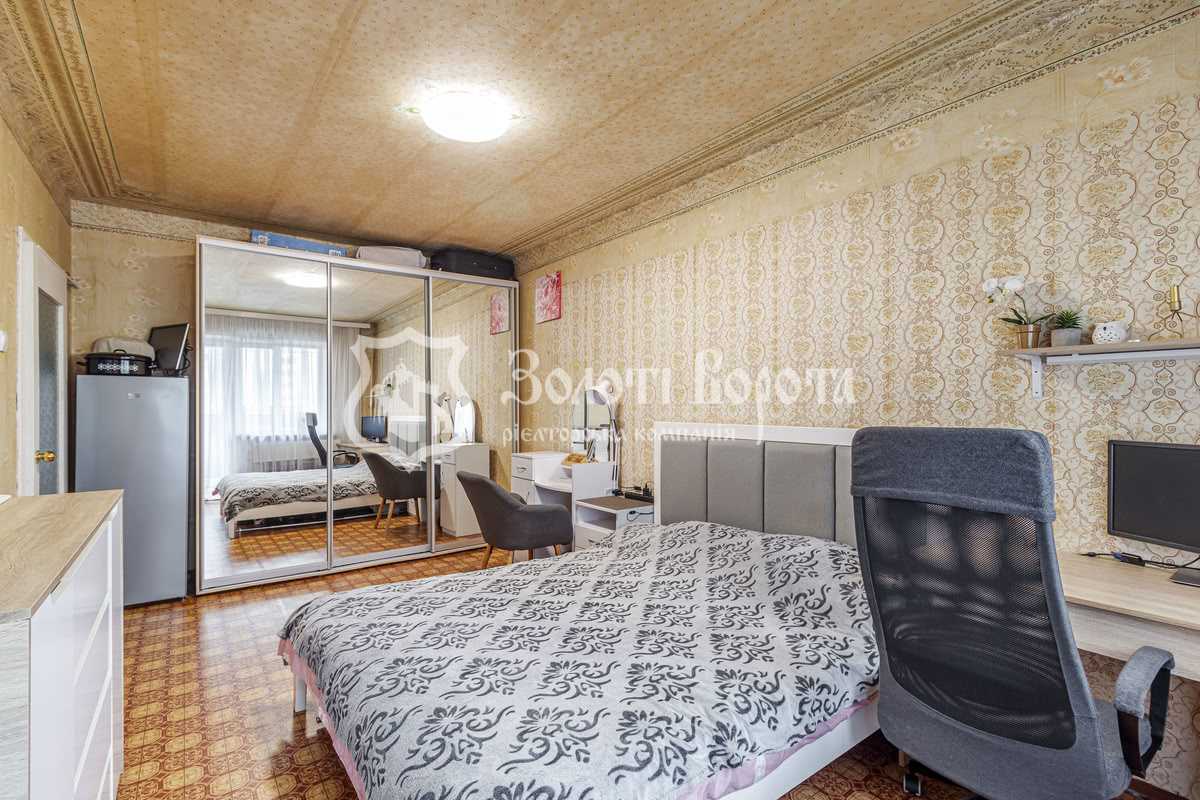 Продаж 1-кімнатної квартири 36 м², Академіка Глушкова просп., 23а