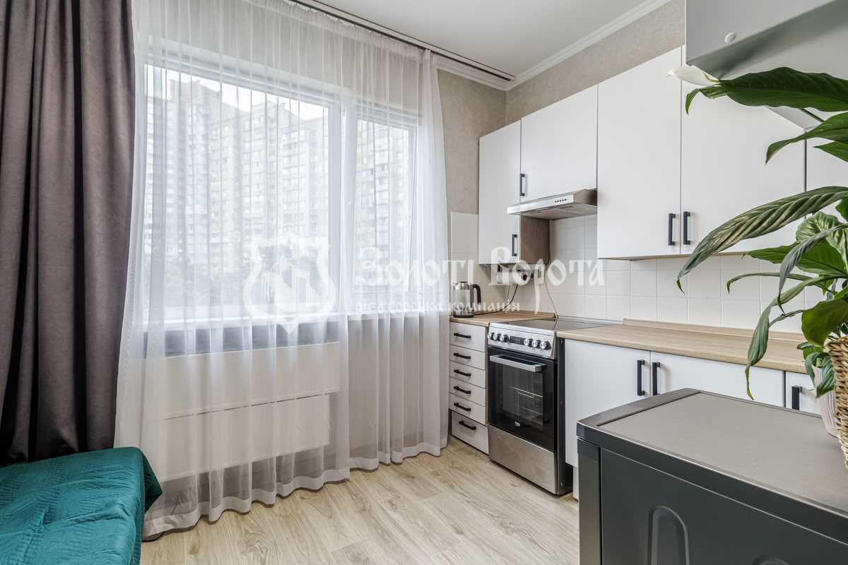 Продаж 1-кімнатної квартири 36 м², Академіка Глушкова просп., 23а