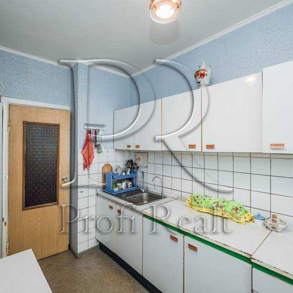 Продаж 3-кімнатної квартири 80 м², Михайла Донця вул., Омеляновича-Павленка вулиця, 11
