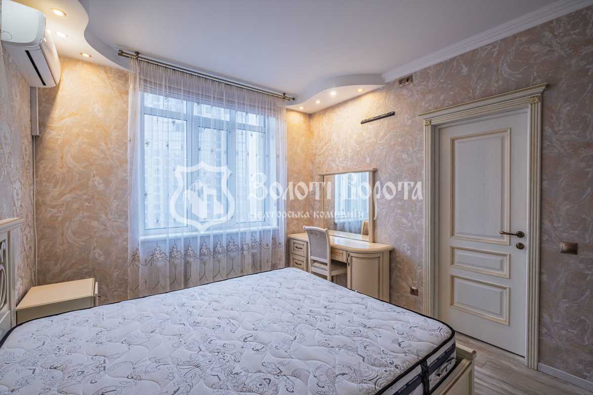 Продаж 3-кімнатної квартири 74.5 м², Урлівська вул., 23В