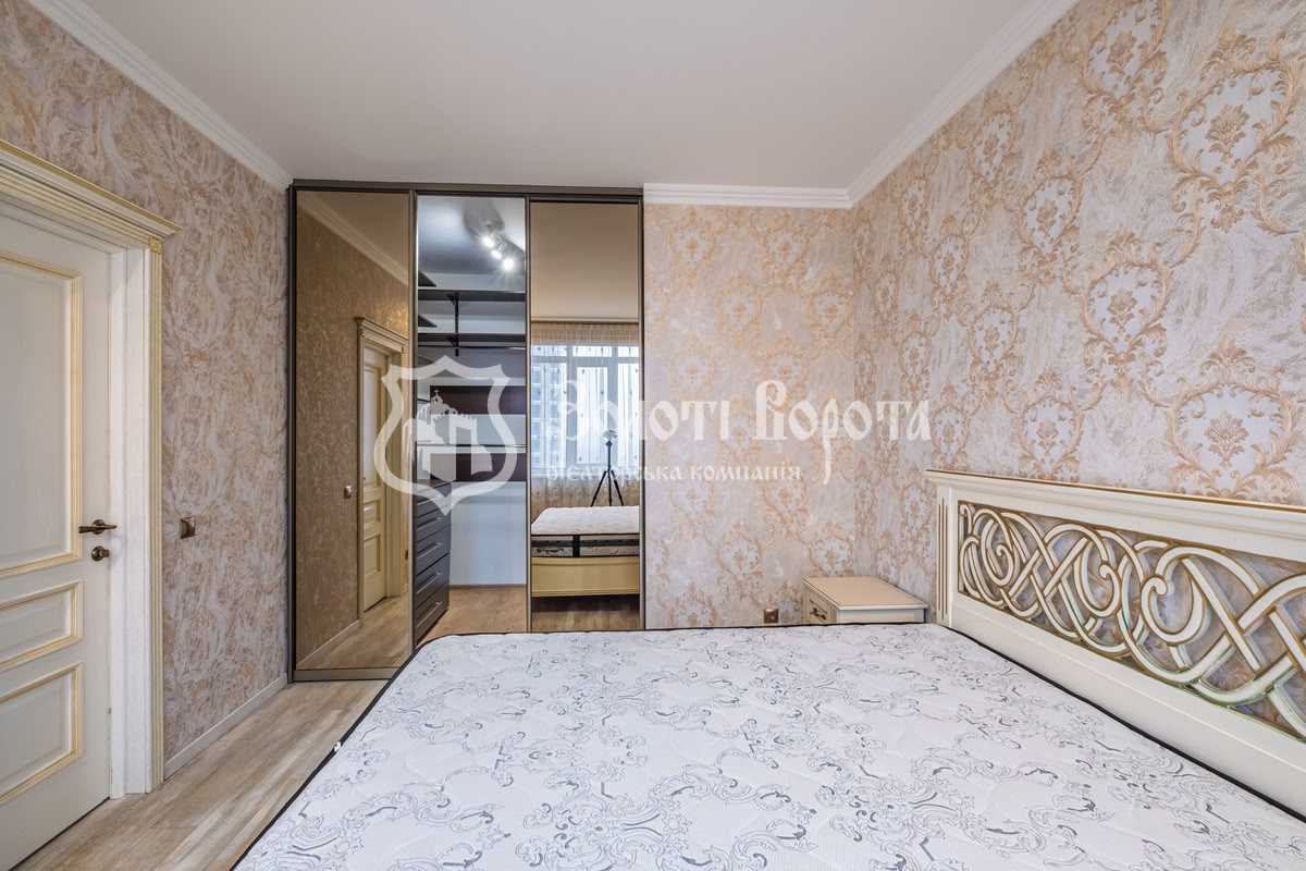 Продаж 3-кімнатної квартири 74.5 м², Урлівська вул., 23В