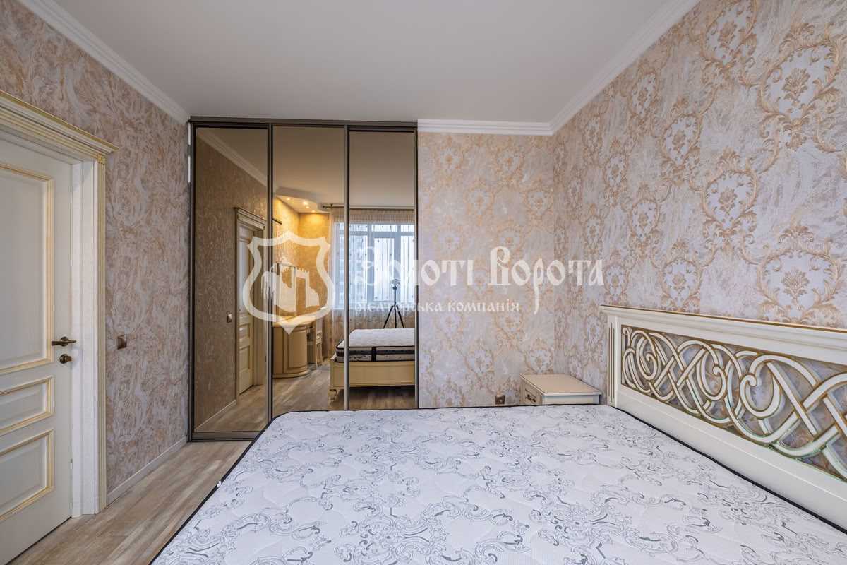 Продаж 3-кімнатної квартири 74.5 м², Урлівська вул., 23В