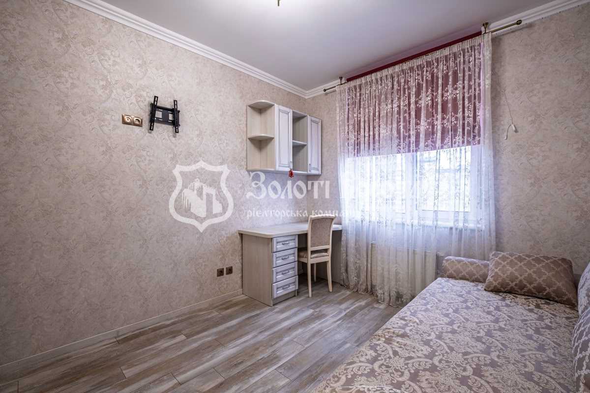 Продаж 3-кімнатної квартири 74.5 м², Урлівська вул., 23В