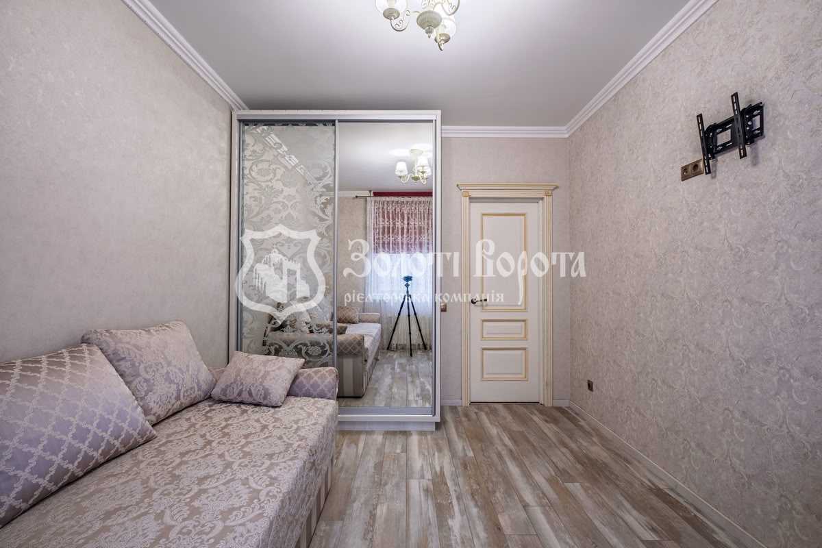 Продаж 3-кімнатної квартири 74.5 м², Урлівська вул., 23В