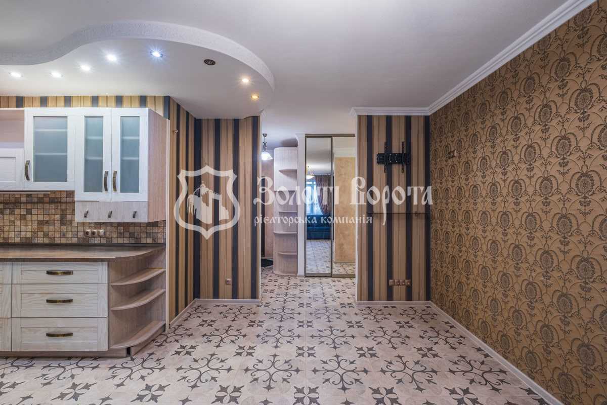 Продаж 3-кімнатної квартири 74.5 м², Урлівська вул., 23В
