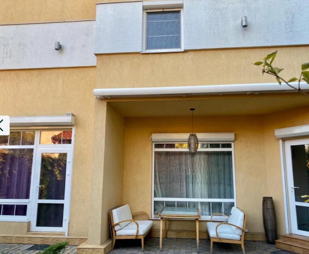 Аренда дома 240 м², Бернардацци ул.