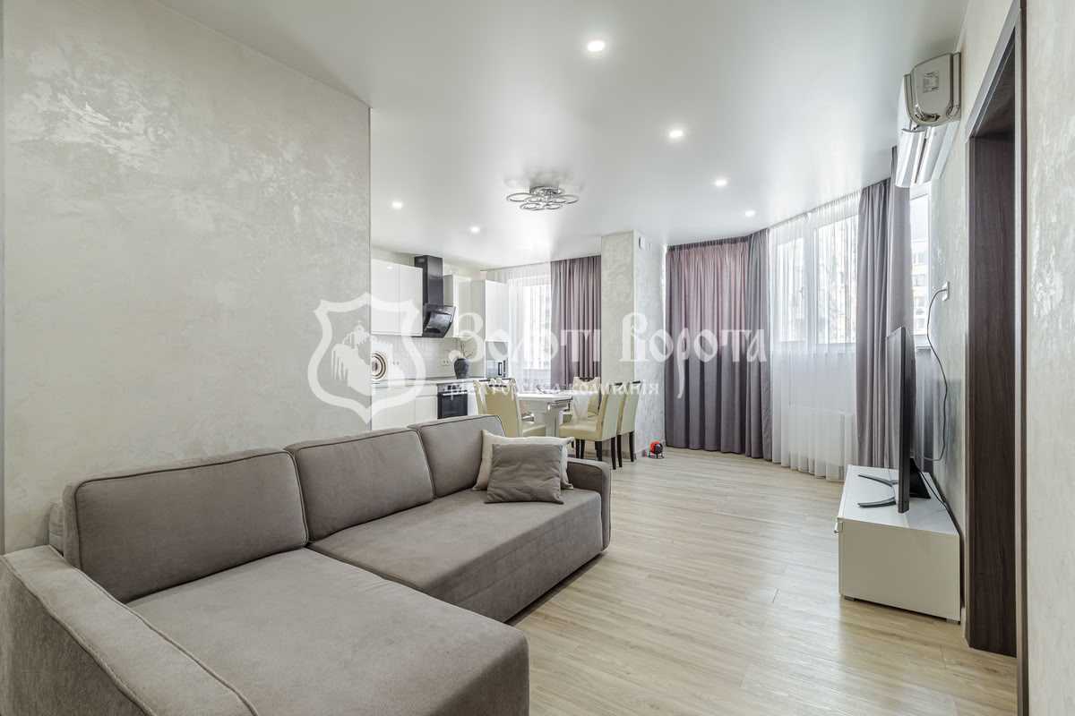 Продаж 5-кімнатної квартири 128.6 м², Сергія Данченка вул., 32Б