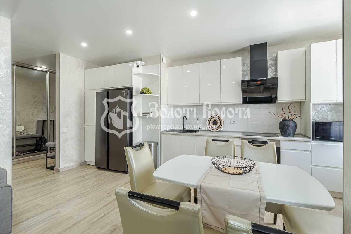 Продаж 5-кімнатної квартири 128.6 м², Сергія Данченка вул., 32Б