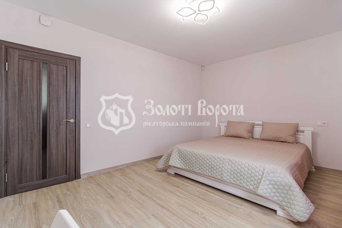 Продаж 5-кімнатної квартири 128.6 м², Сергія Данченка вул., 32Б