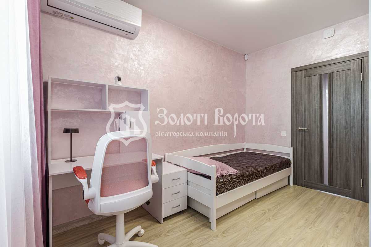 Продаж 5-кімнатної квартири 128.6 м², Сергія Данченка вул., 32Б