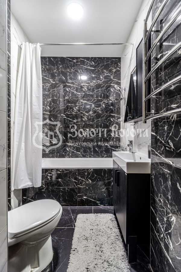 Продаж 5-кімнатної квартири 128.6 м², Сергія Данченка вул., 32Б