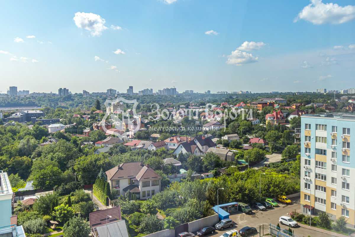 Продаж 5-кімнатної квартири 128.6 м², Сергія Данченка вул., 32Б