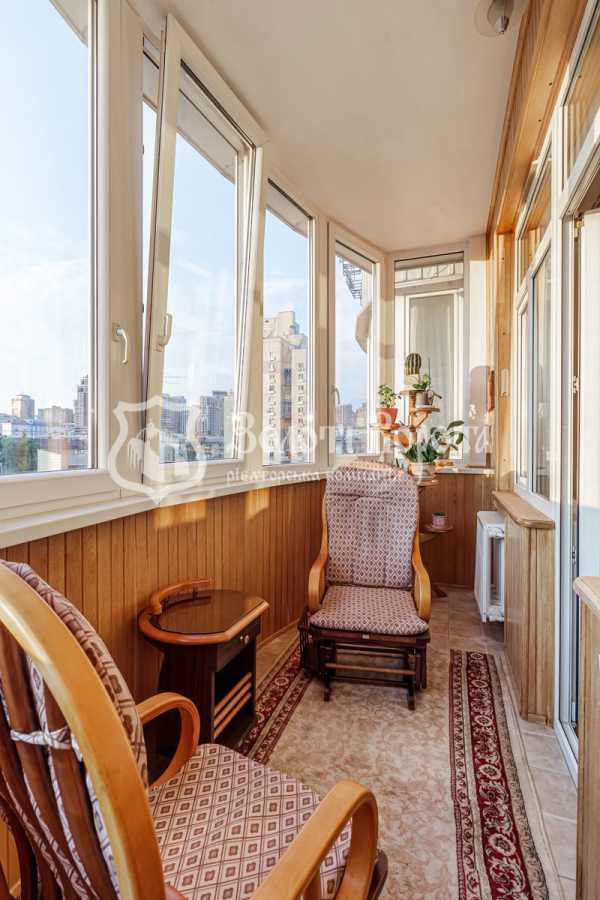 Продаж 3-кімнатної квартири 184.6 м², Володимира Антоновича вул., 140