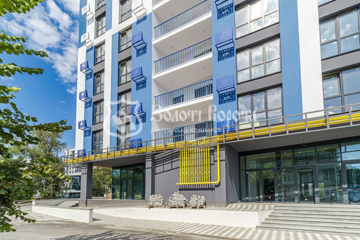 Продаж 1-кімнатної квартири 50.62 м², Центральна вул., 11