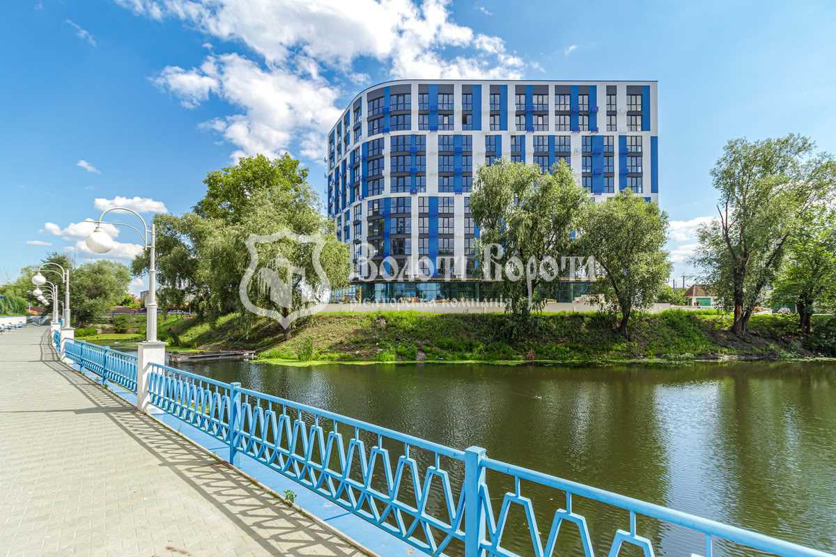 Продаж 1-кімнатної квартири 50.62 м², Центральна вул., 11
