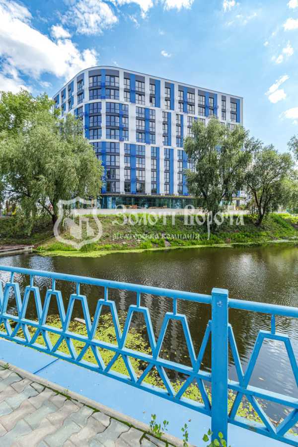 Продаж 1-кімнатної квартири 50.62 м², Центральна вул., 11