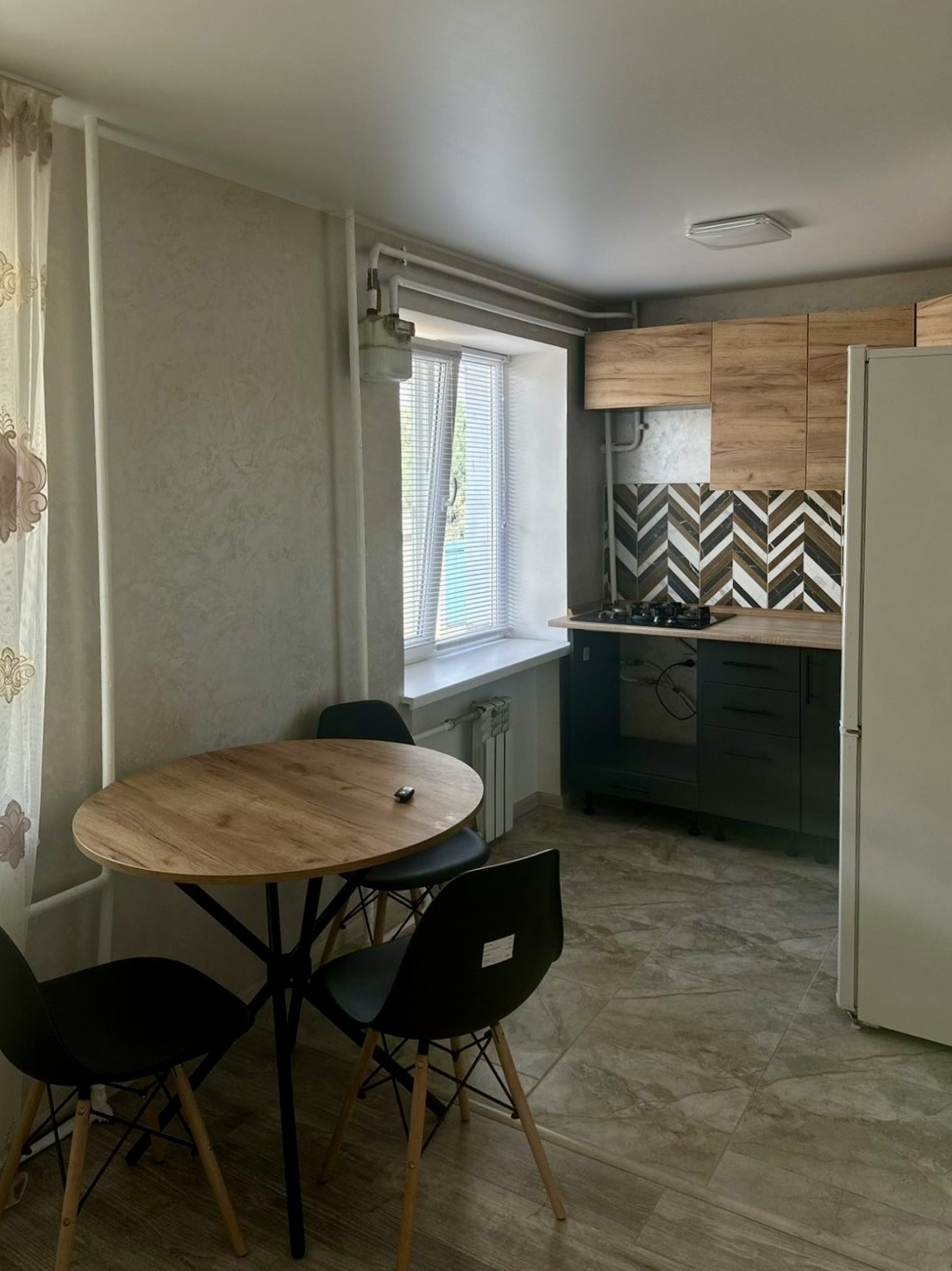 Продаж 2-кімнатної квартири 40 м², Миколаївська вул., 3