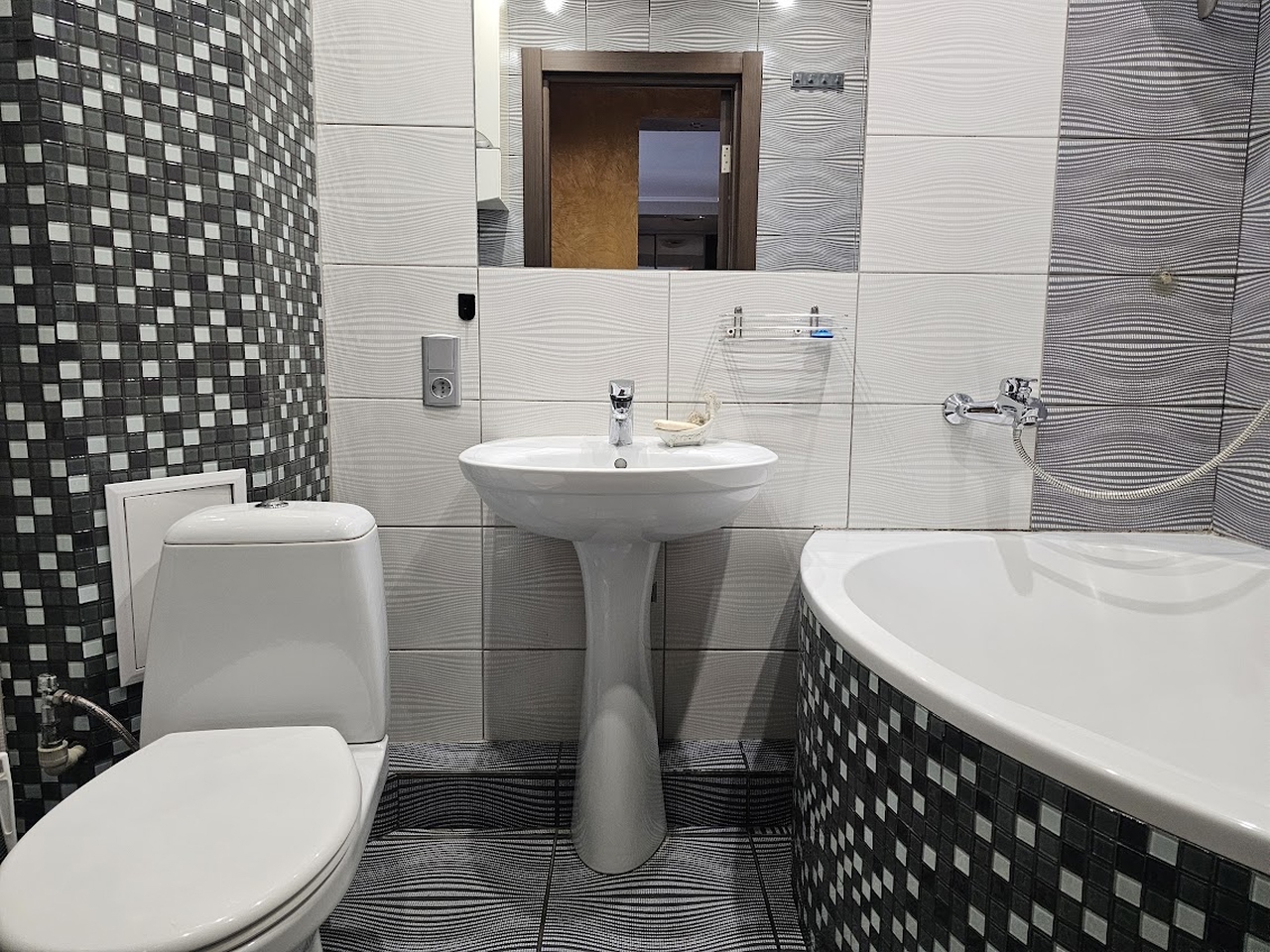 Продаж 3-кімнатної квартири 72 м², Березинська вул., 36