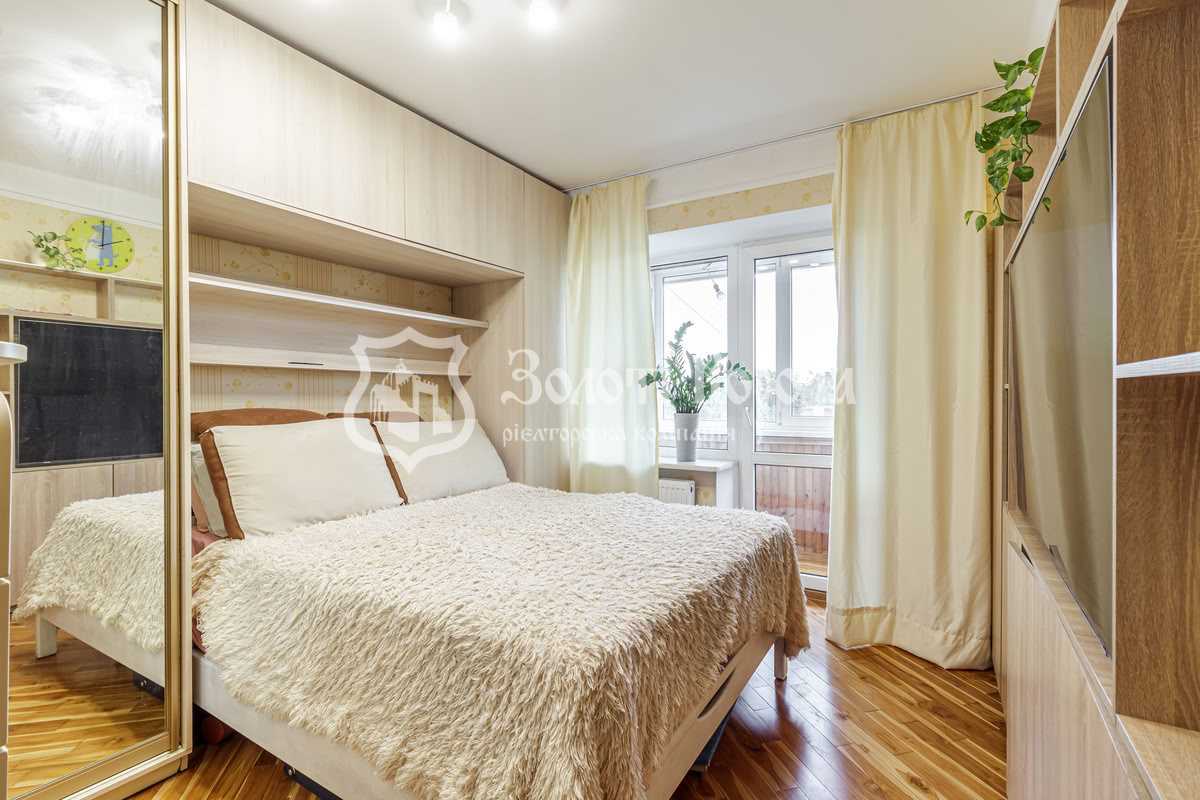 Продажа 3-комнатной квартиры 65 м², Авиаконструктора Антонова ул., 2/32к4а