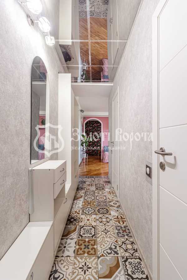 Продажа 3-комнатной квартиры 65 м², Авиаконструктора Антонова ул., 2/32к4а