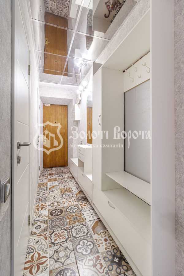 Продажа 3-комнатной квартиры 65 м², Авиаконструктора Антонова ул., 2/32к4а
