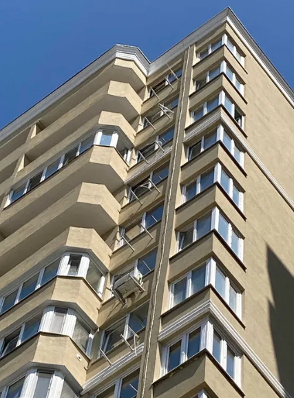 Продажа 1-комнатной квартиры 43 м², Солнечная ул.