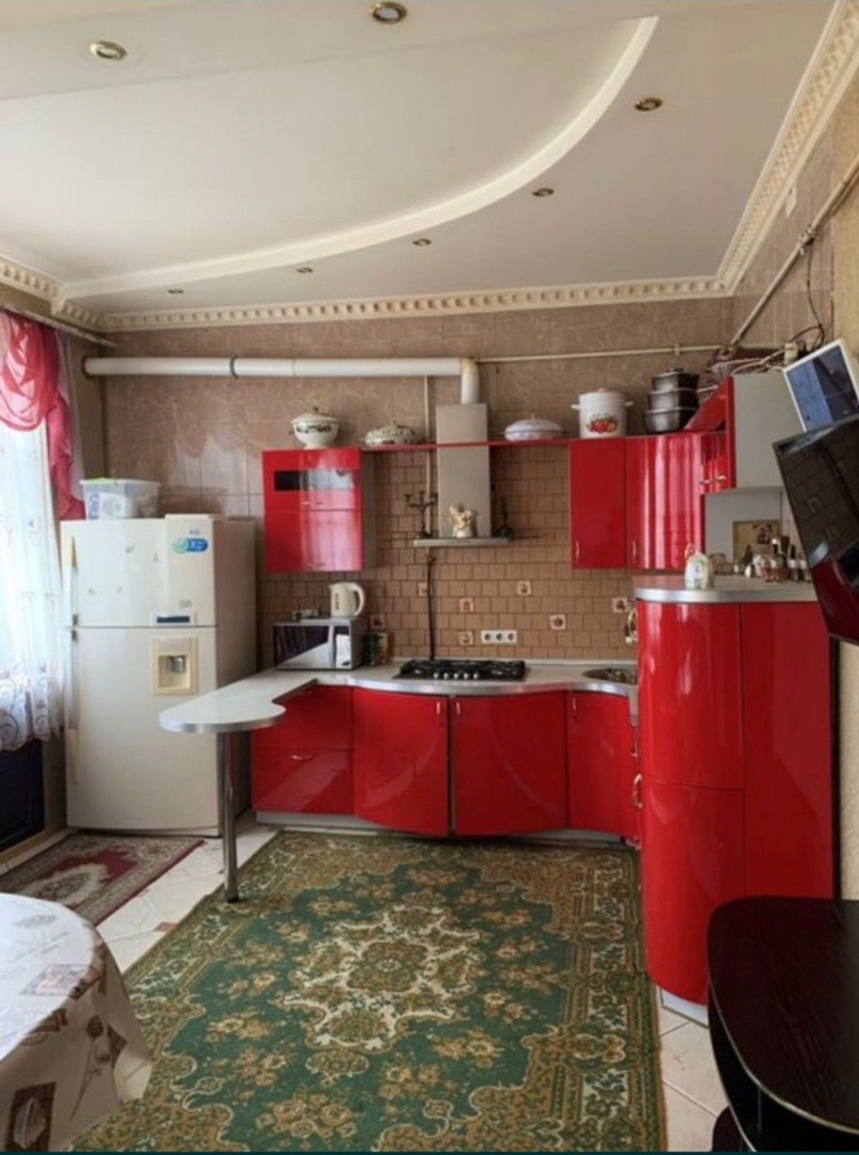 Продажа 4-комнатной квартиры 96.2 м², Военный городок 11-й ул., 2