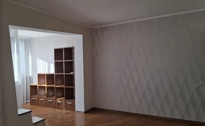 Продажа 2-комнатной квартиры 60 м², Пишоновская ул.
