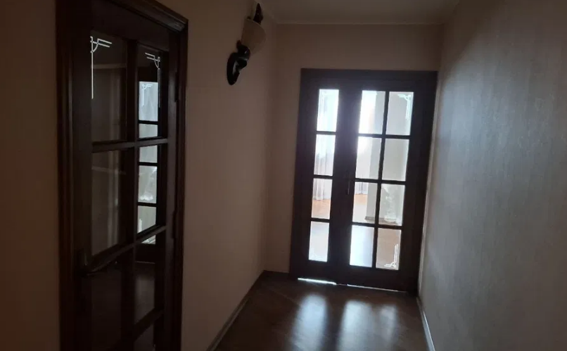 Продажа 2-комнатной квартиры 60 м², Пишоновская ул.