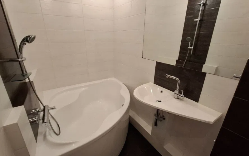 Продажа 2-комнатной квартиры 60 м², Пишоновская ул.