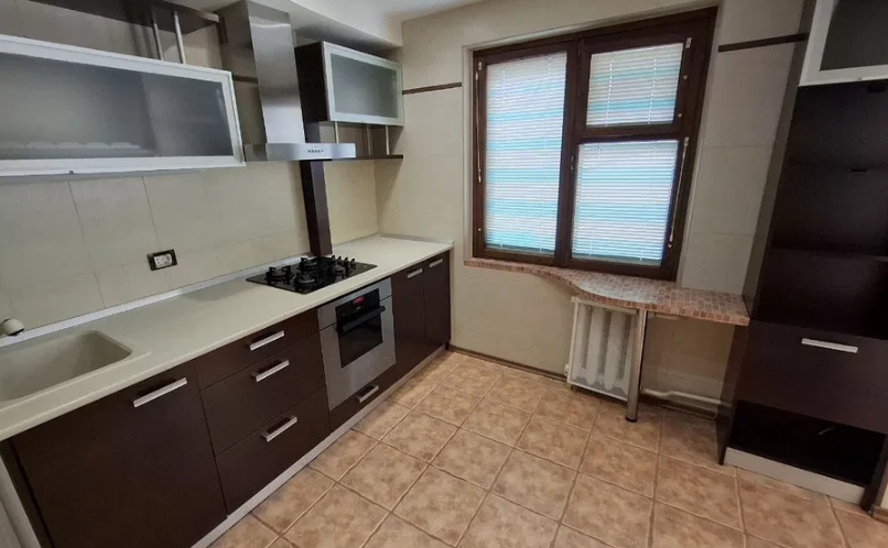 Продажа 2-комнатной квартиры 60 м², Пишоновская ул.