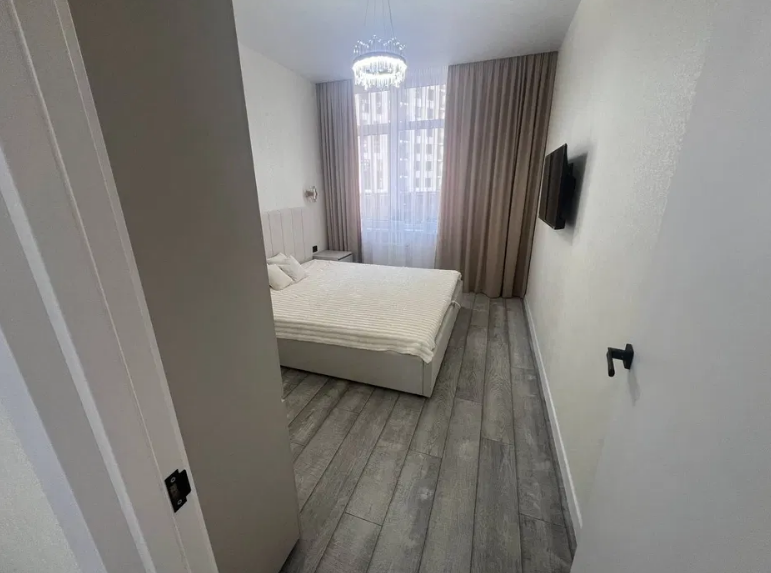 Продажа 1-комнатной квартиры 42 м², Краснова ул.