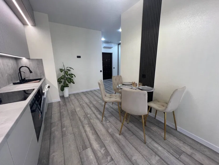 Продажа 1-комнатной квартиры 42 м², Краснова ул.