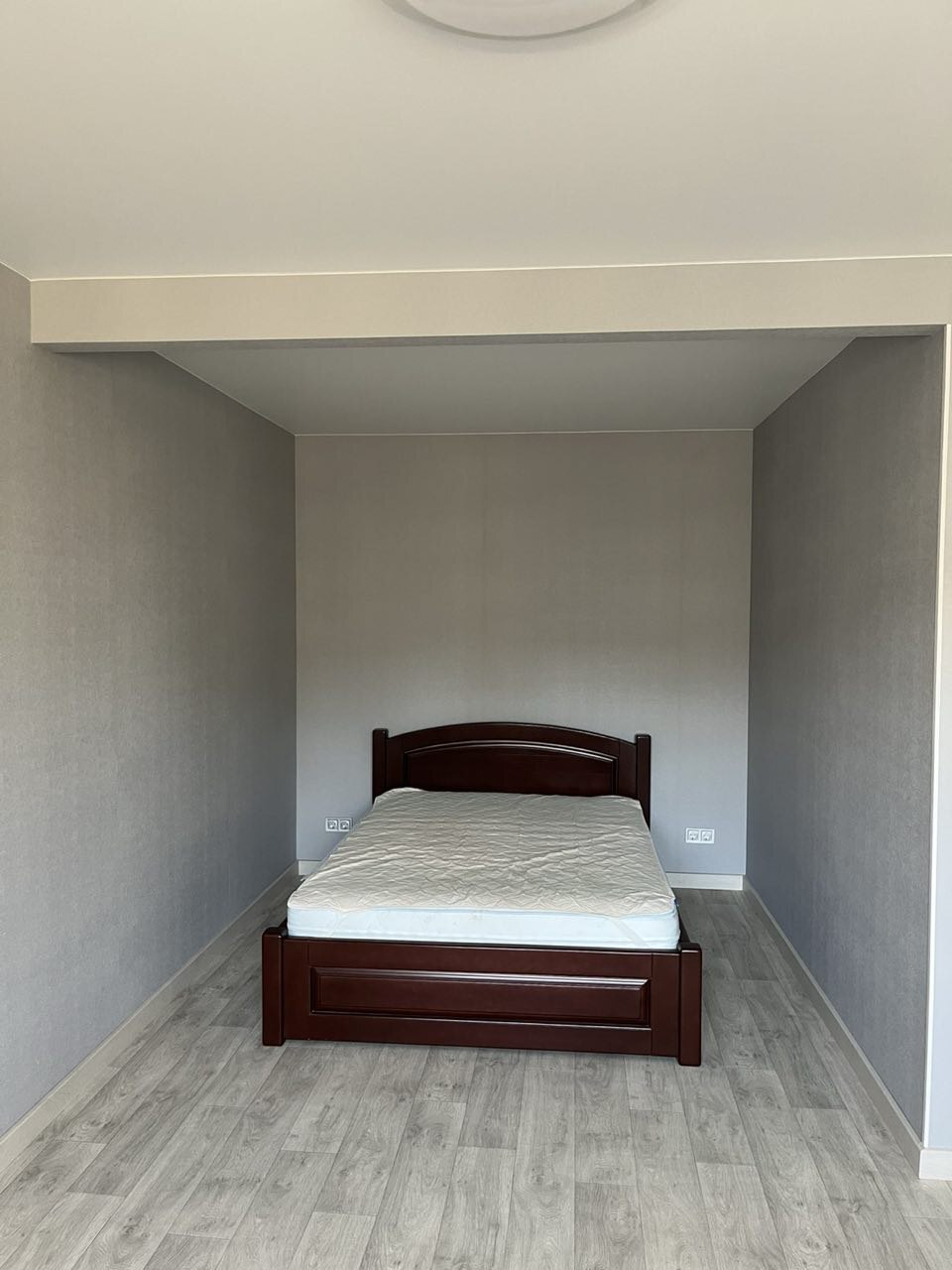 Продажа 1-комнатной квартиры 37 м², Сержа Лифаря ул., 17А