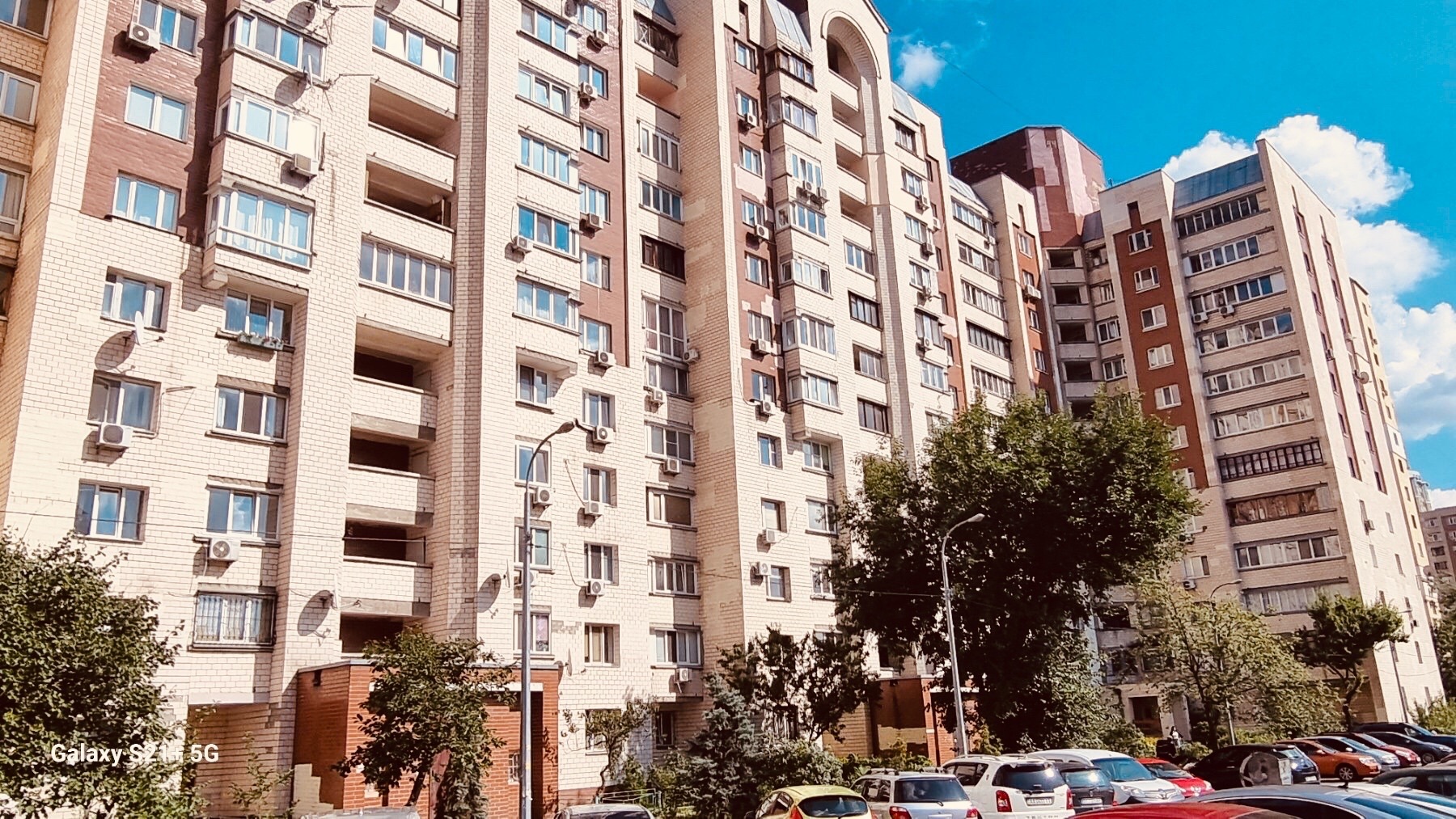 Продажа 3-комнатной квартиры 80 м², Героев Сталинграда просп., 20А