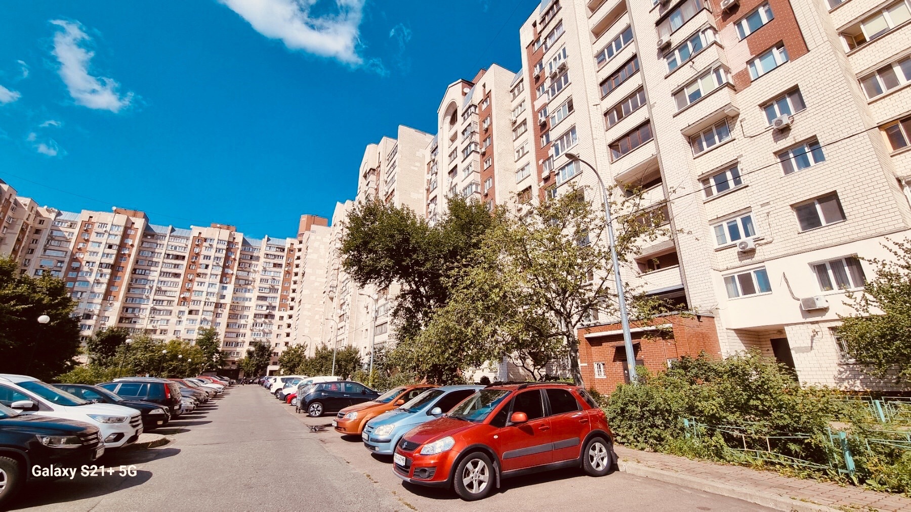Продажа 3-комнатной квартиры 80 м², Героев Сталинграда просп., 20А