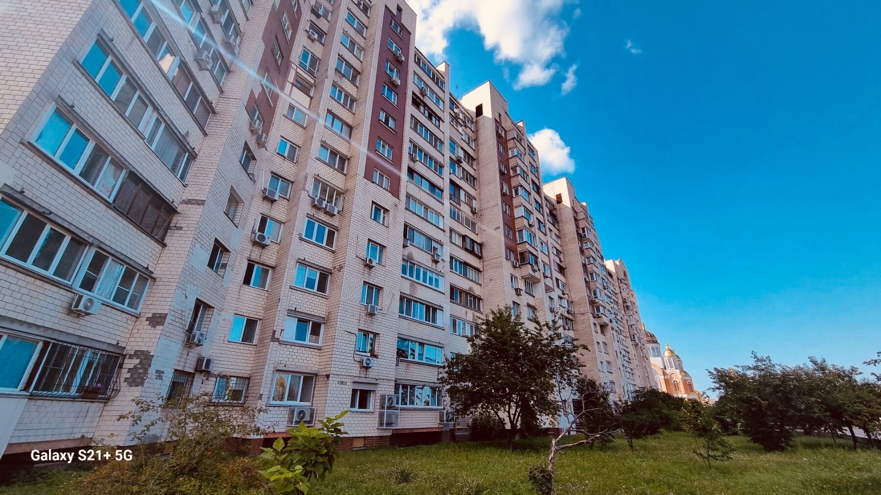 Продажа 3-комнатной квартиры 80 м², Героев Сталинграда просп., 20А